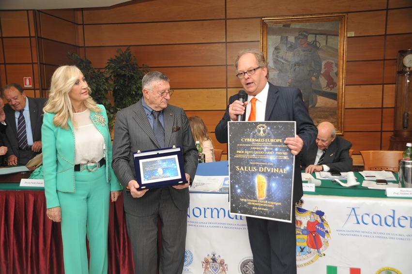 Salus Divinae 2019 - from left Paola Zanoni - Giulio Tarro - Michael A Barnes