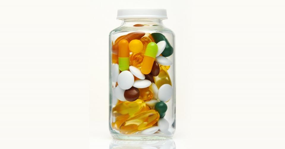 People taking vitamins recover quicker image 